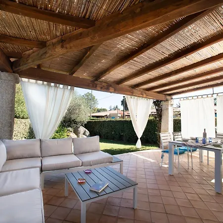 House Agrustos